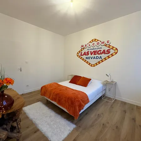 펜션 Le Casino Royal A Proximite Du Port